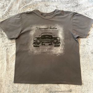Universal Studios Tee size L